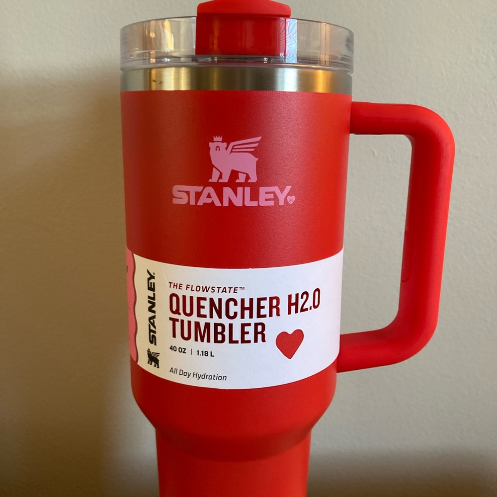 40 ounce Stanley Quencer Tumbler  Valentine red